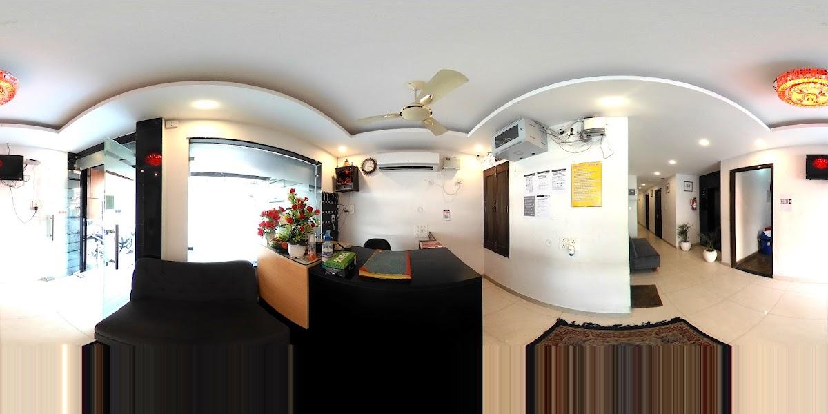 Hotel Usha Continental - Family Hotel in Prayagraj |Hotel in Railway Station Prayagraj |Best Hotel in Prayagraj – photo 1