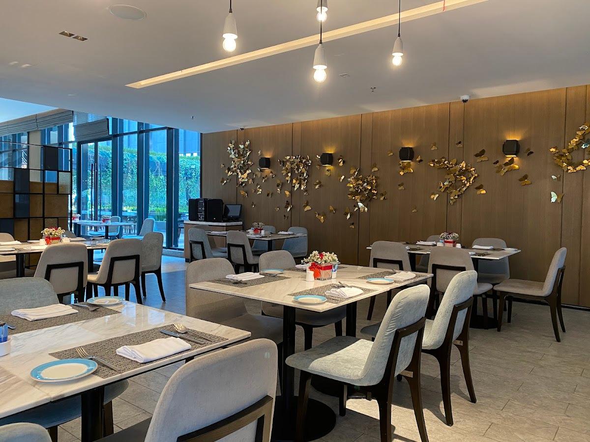 WYNDHAM GRAND YANGON Hotel – photo 2