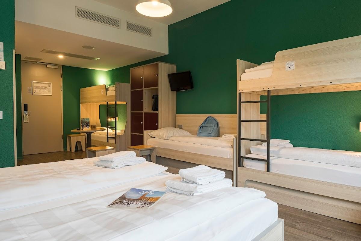 MEININGER Hotel Amsterdam City West – photo 2