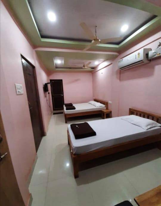 Shree Sai Lodge – photo 2