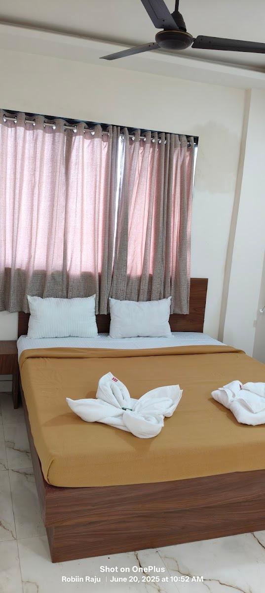 Hotel Red Rose Lodging & boarding – photo 3