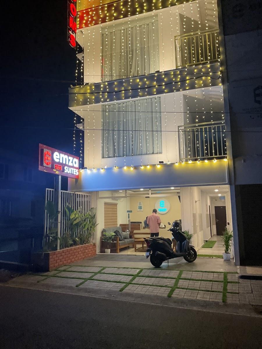 EMZA Suites – photo 2