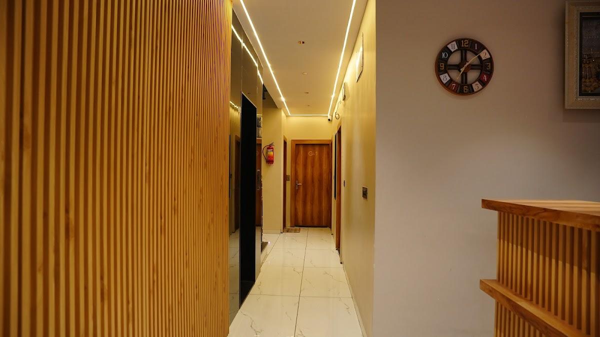 HOTEL VENZAA – photo 2