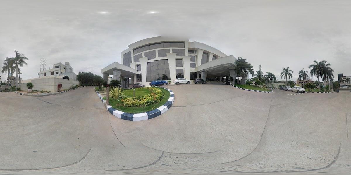 The Sunway Manor – photo 3
