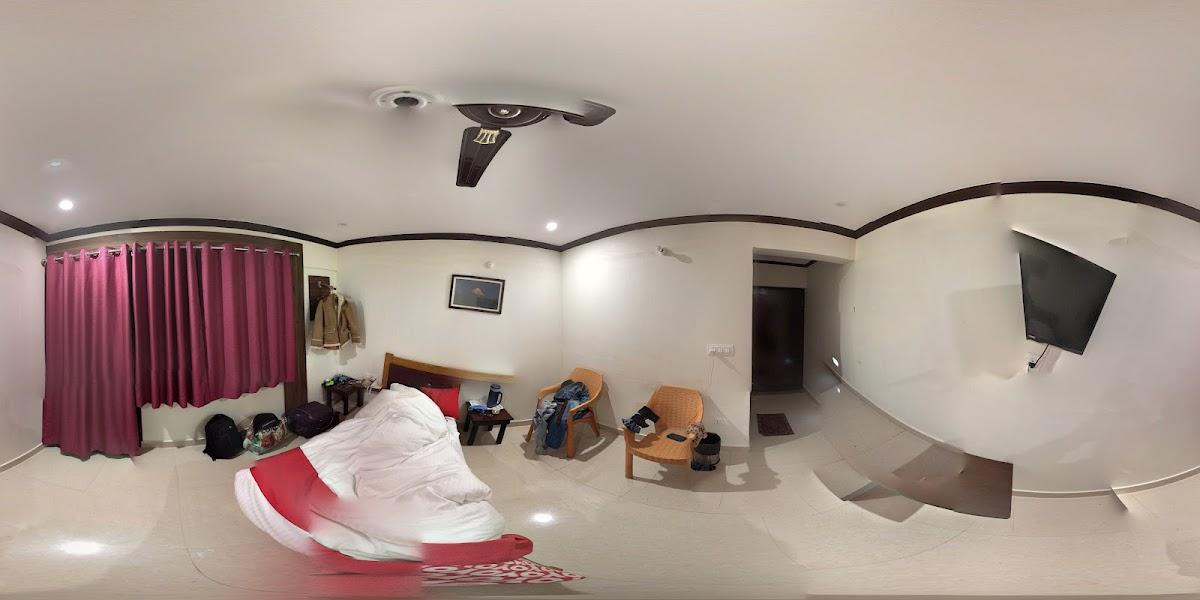 GREEN ROOF HOTEL , NAINITAL – photo 4