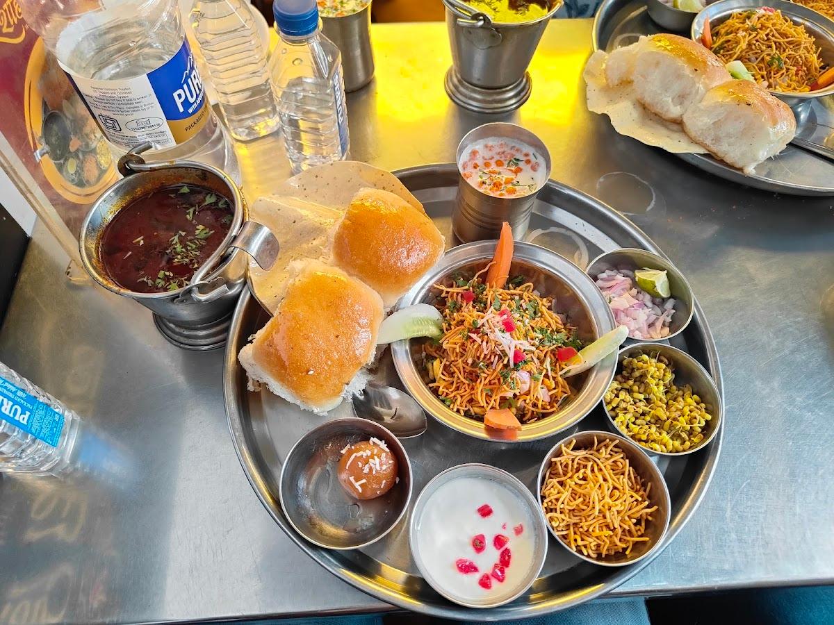 MoreShahi Misal – photo 3