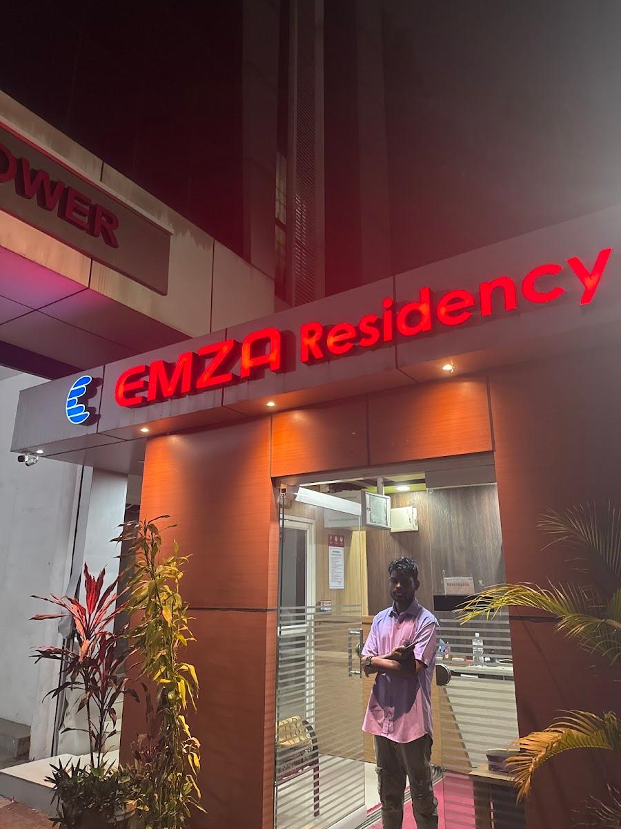 EMZA Suites – photo 3
