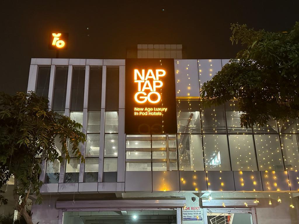 NAPTAPGO Japanese POD Hotel Sec-63 Electronic City Metro – photo 1