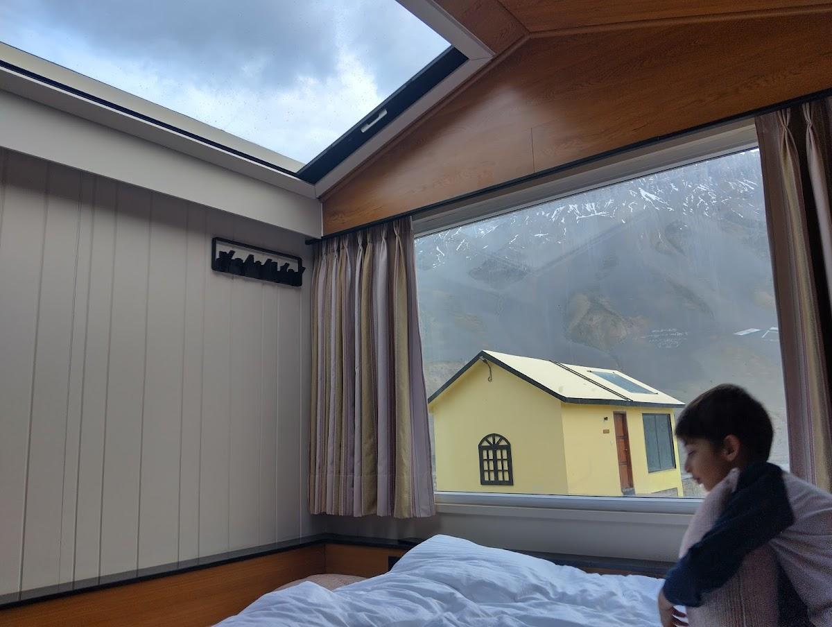 Yellow Hotels & Cottages Kaza – photo 3