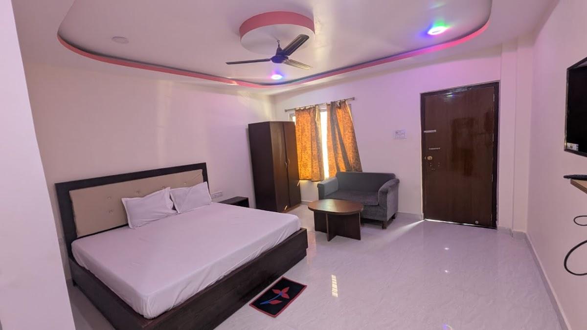 Prantik Hotel And Resorts