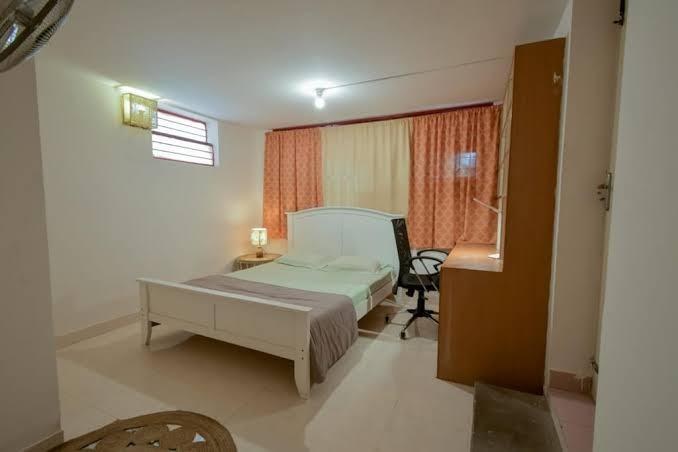 HomeSlice Nazaara, HomeStay in BTM - Double Room with Private Bathroom – photo 2