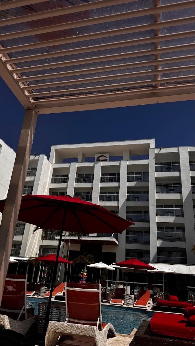 S Hotel Montego Bay – photo 4