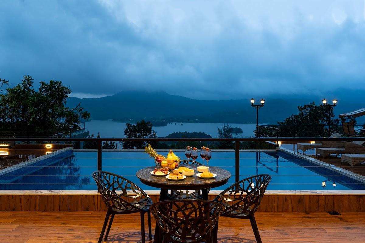 StayVista at La Belleza in Lonavala | 6 BHK Luxury Holiday Home – photo 2