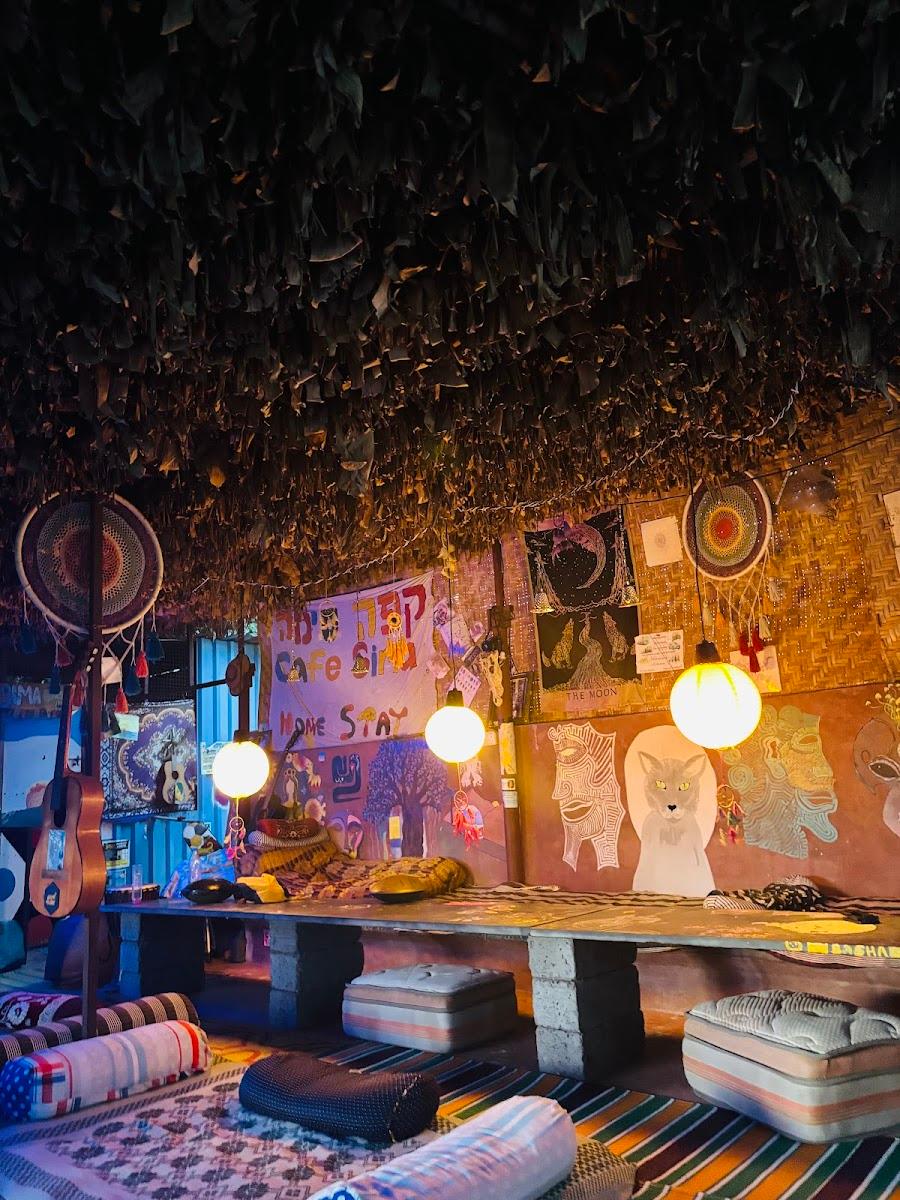 Sima Guest House (Karishma Cafe) – photo 2