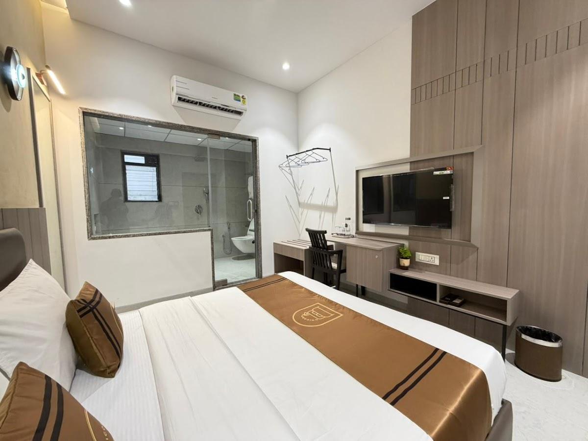 HOTEL UNICORN(ALTHAN) – photo 4