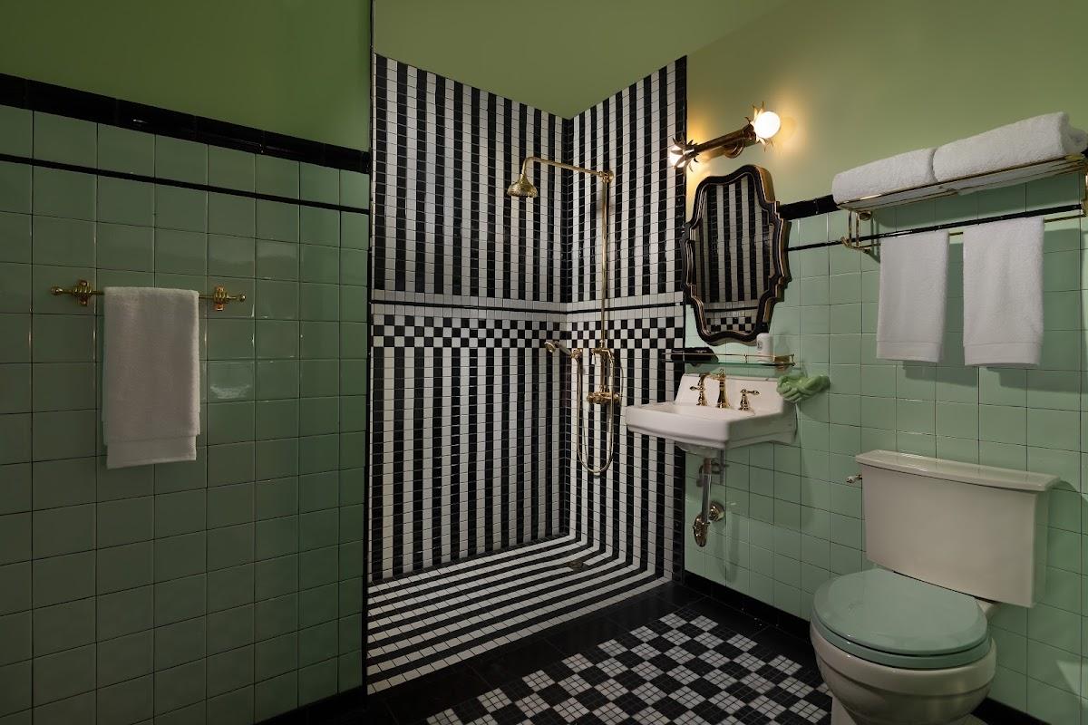 Lafayette Hotel – photo 1
