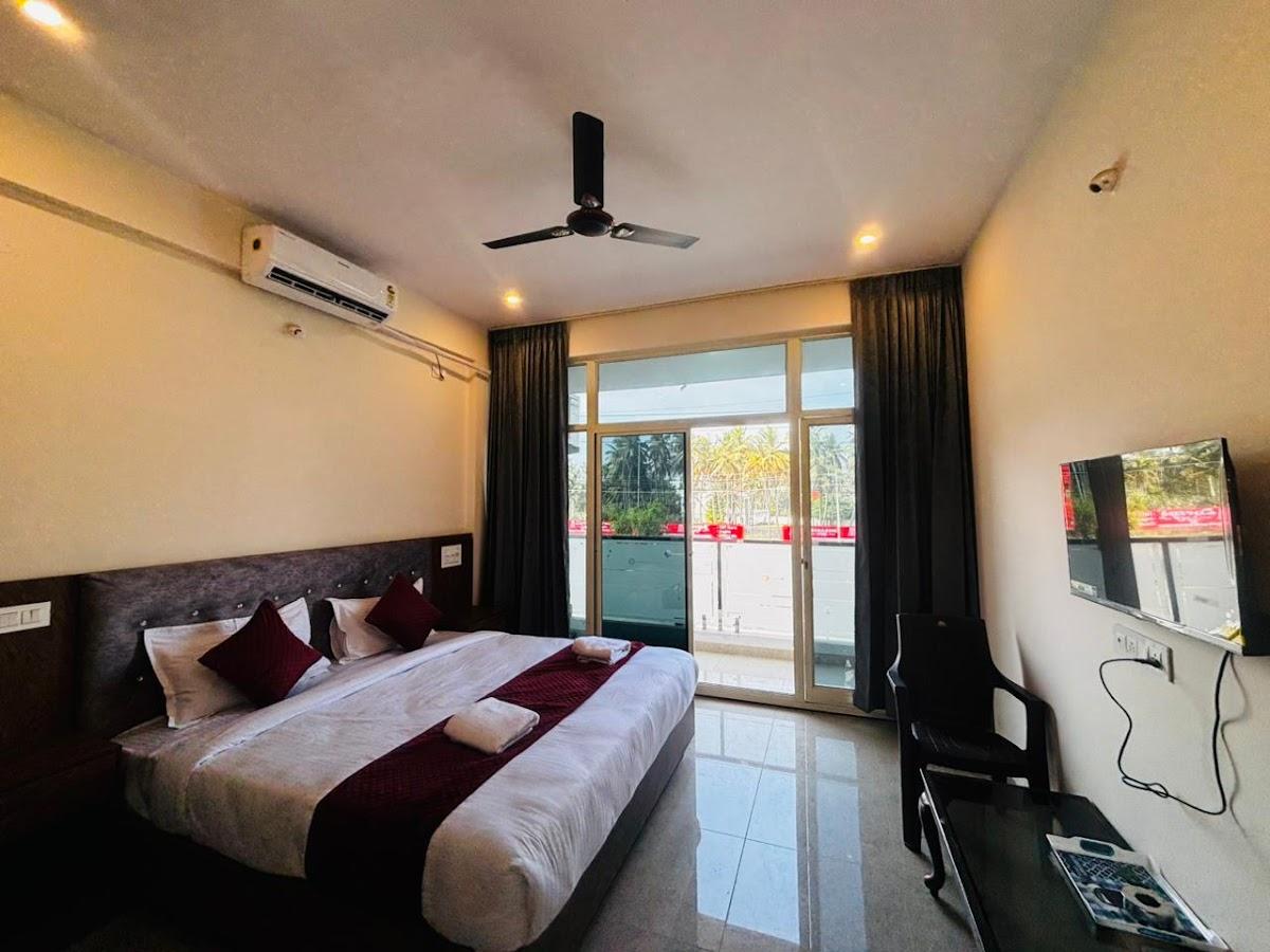 Surabhi Comforts Inn – photo 1