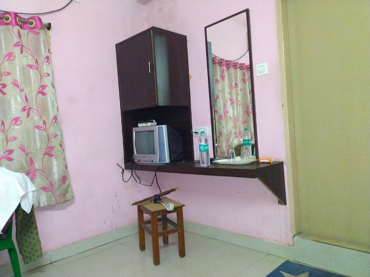 Hotel Rajdhani Inn – photo 2