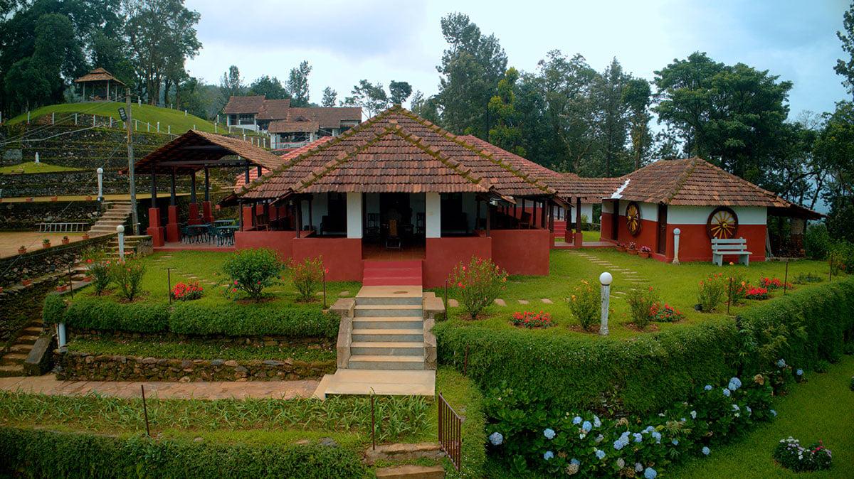 Misty Peaks - Luxury & Nature Homestay in Chikmagalur – photo 1