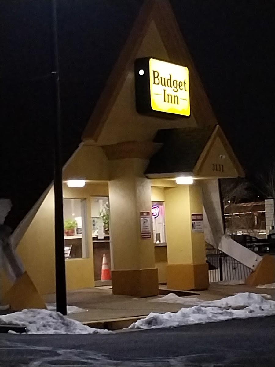 Budget Inn – photo 2