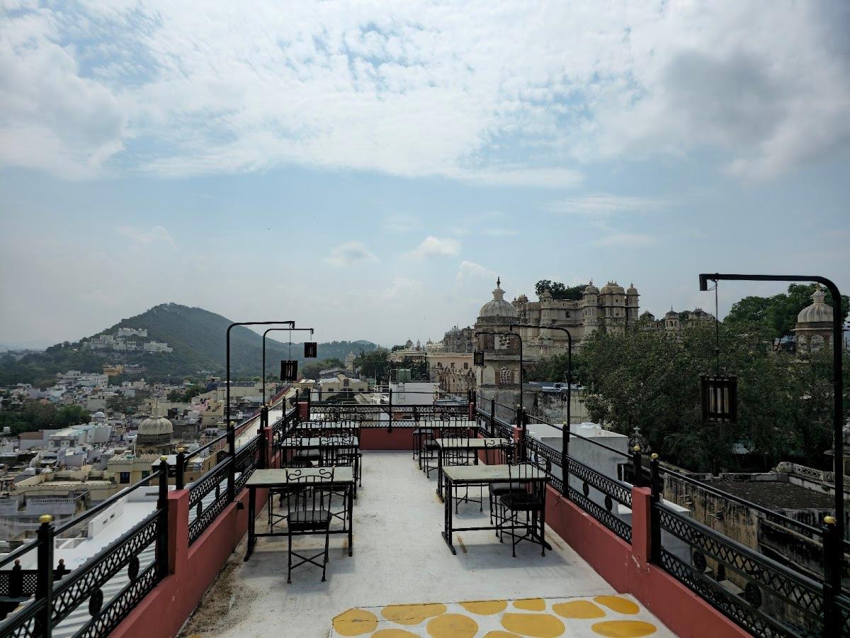 Elysium Retreat- The Heritage Haveli – photo 3
