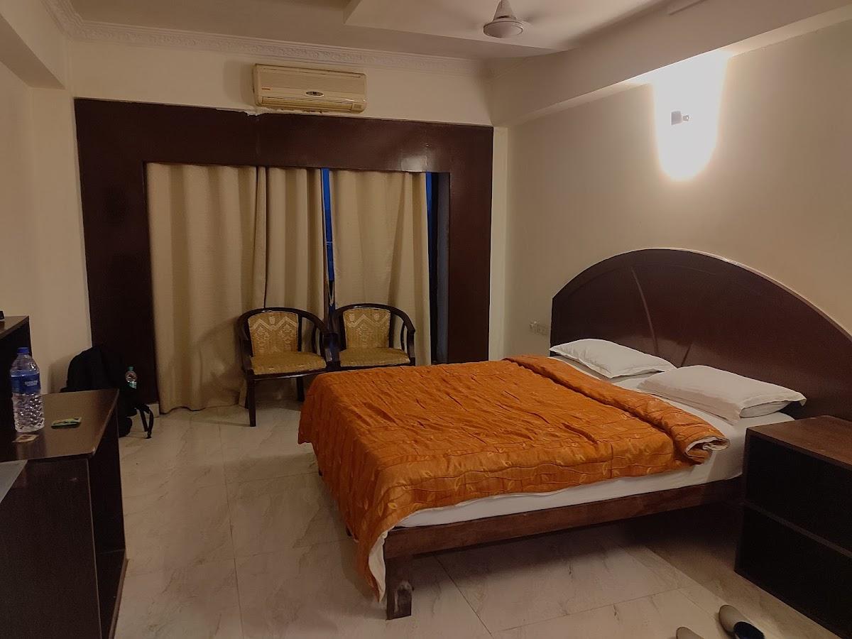 Hotel City Centaur (Hotel and convention Center) – photo 2