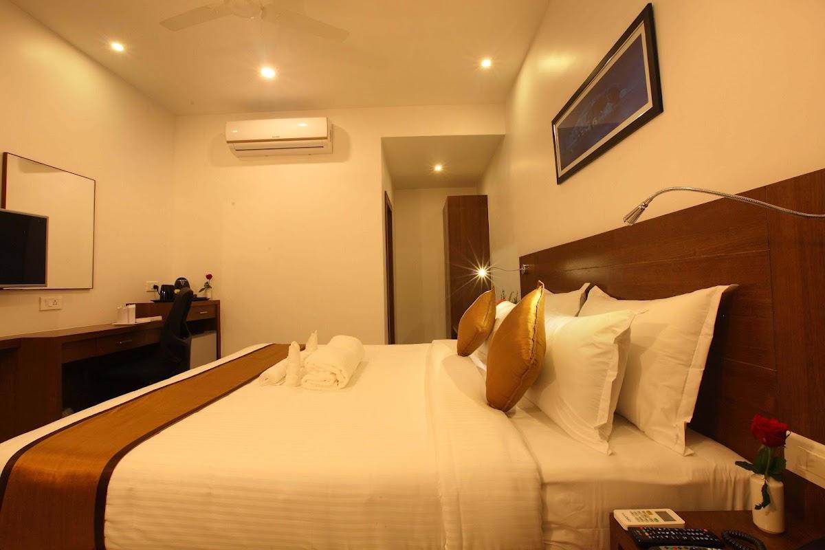 Victory Inn Park Residency – photo 2