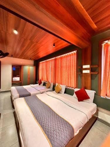 Hotel City Palace – photo 1