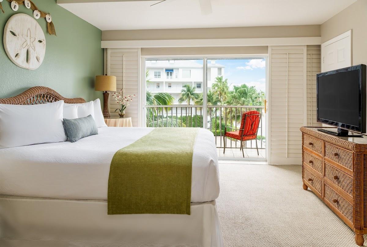 Olde Marco Island Inn & Suites – photo 3