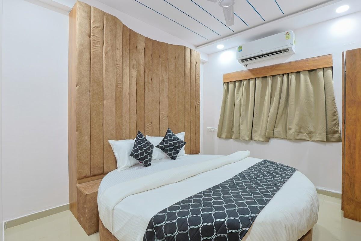 Hotel Monville Group Vadodara – photo 2