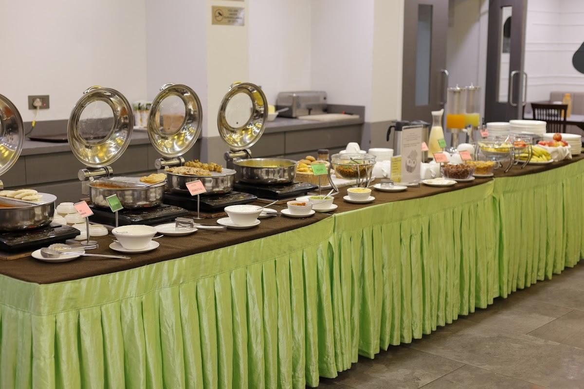 Hotel Sifat International Surat – photo 3