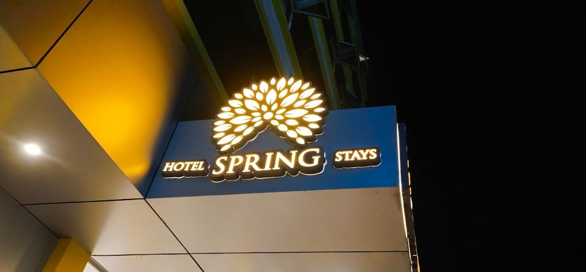 Hotel Spring Stays Near U.S. Consulate – photo 4