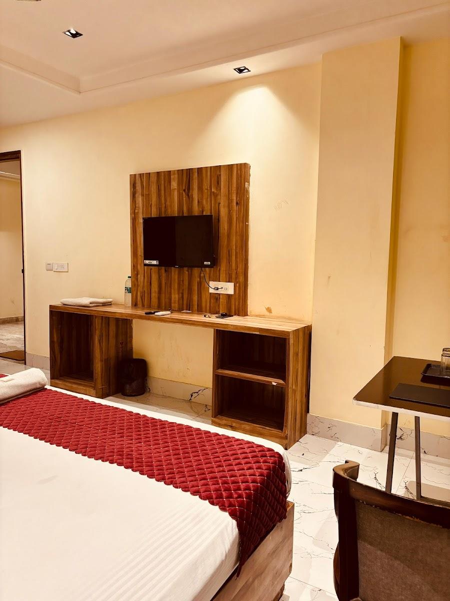 Hotel Goodluck House Near Delhi Airport – photo 4