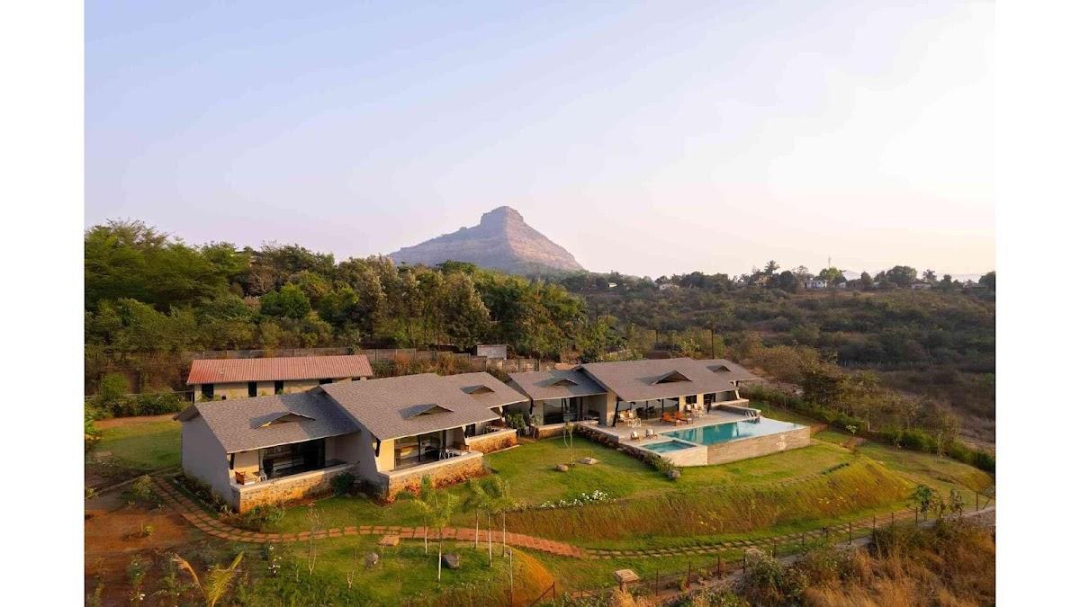 StayVista at Chitrakoot | Premium Villa with Private Pool in Lonavala – photo 2