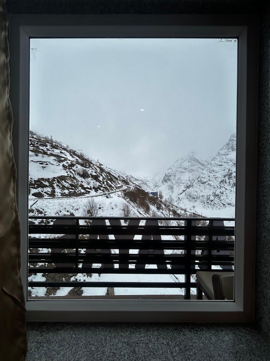 Sissu Inn - Boutique Stay with Glacier View Rooms – photo 3