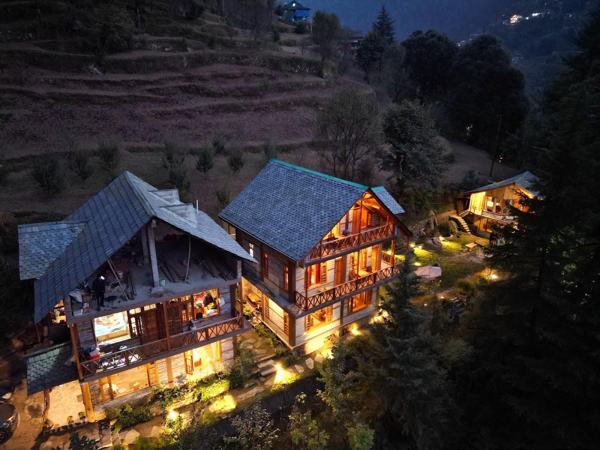 Doghari Chalets Jibhi by HimTrek Stay – photo 1