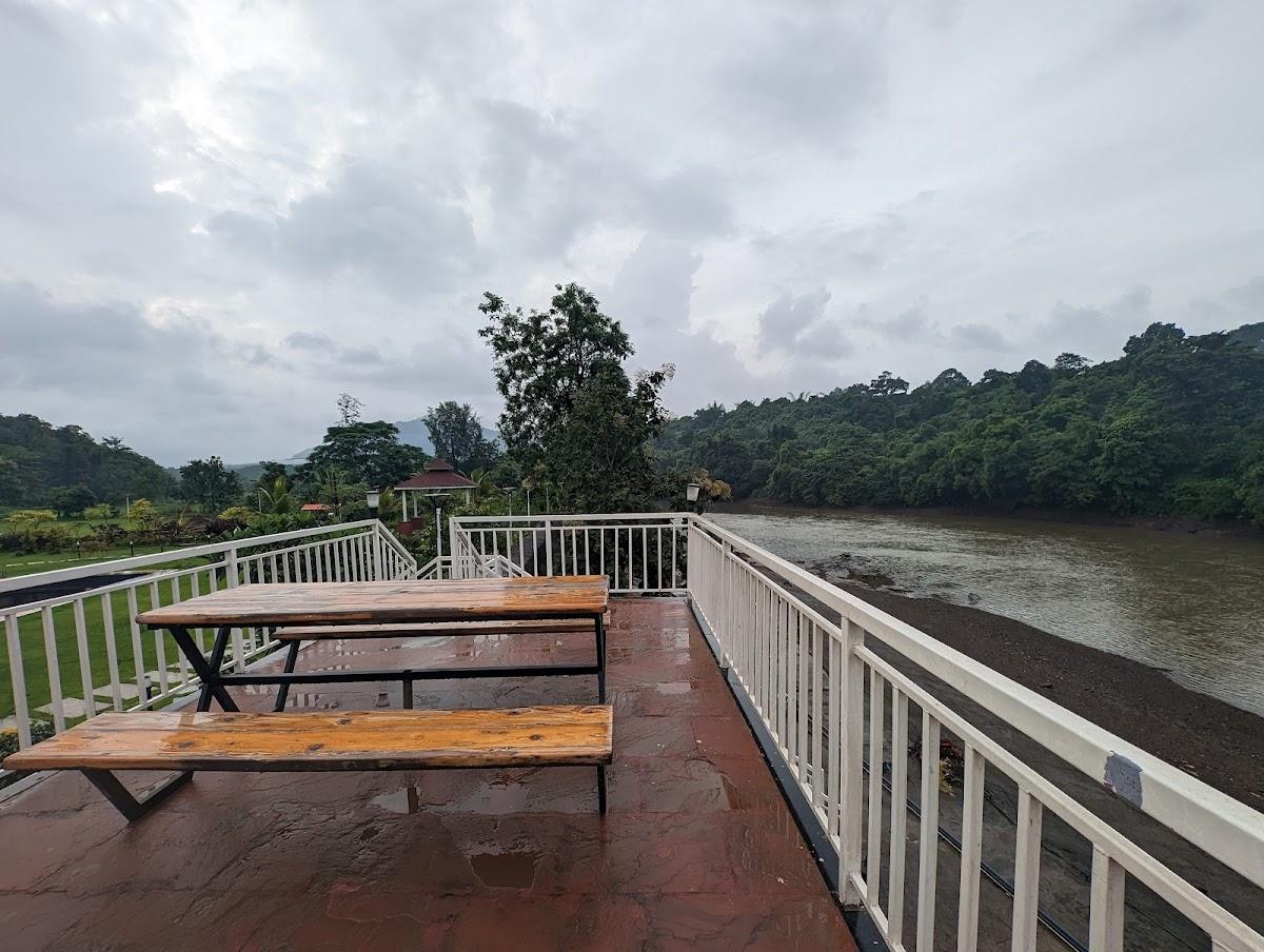 Minnie's Villa – photo 2