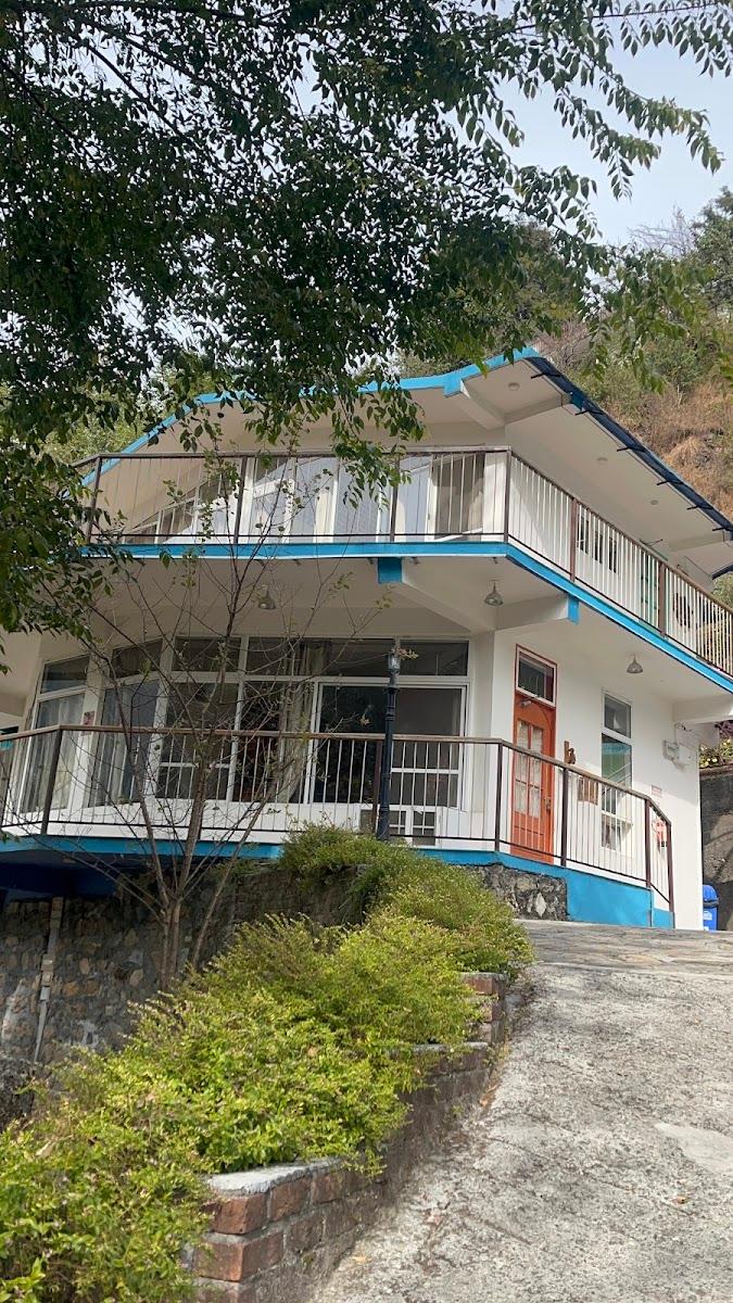 Zostel Plus Mussoorie (Kempty) – photo 2
