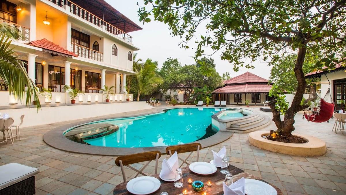 Aura Resort & Spa