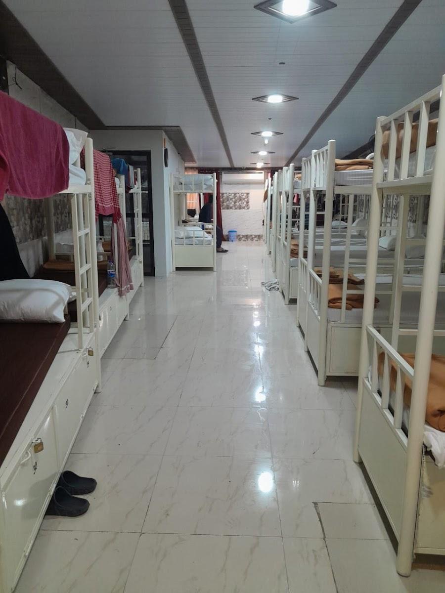 Mumbai Dormitory – photo 2