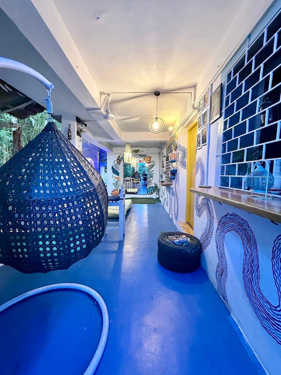 Endless Blue Hostel & Cafe Private Limited – photo 1