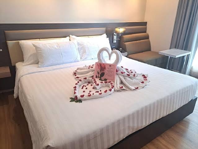 Amora NeoLuxe Suites Hotel – photo 4