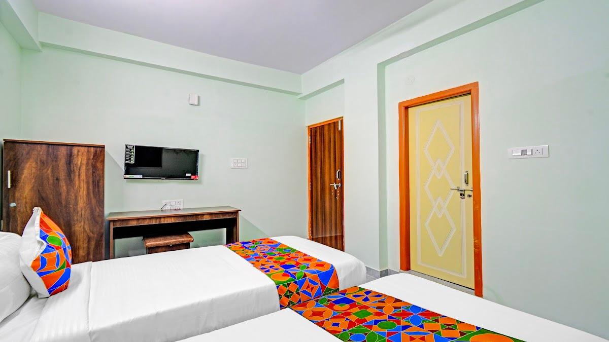 FabHotel Legacy – photo 2