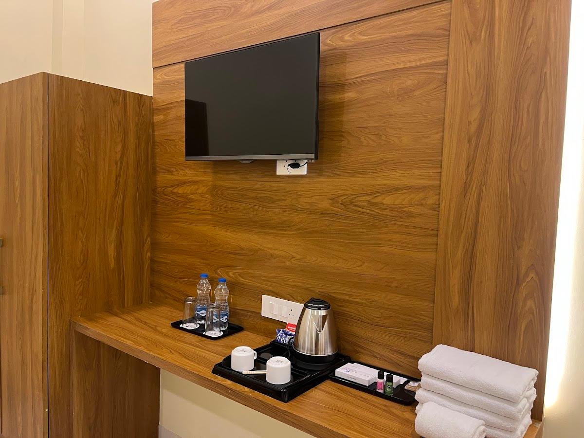 HOTEL BLUE APPLE KHATUSHYAMJI – photo 3
