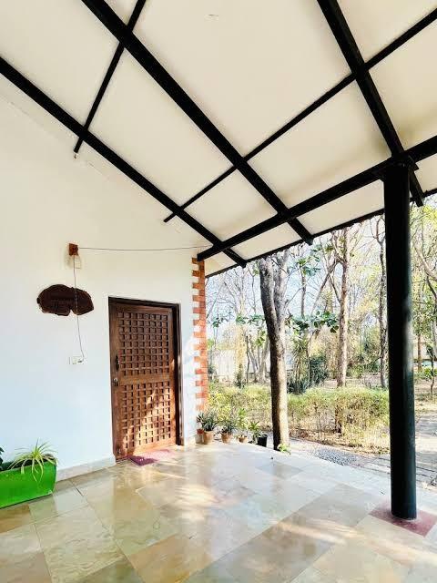 The Hideaway – photo 2