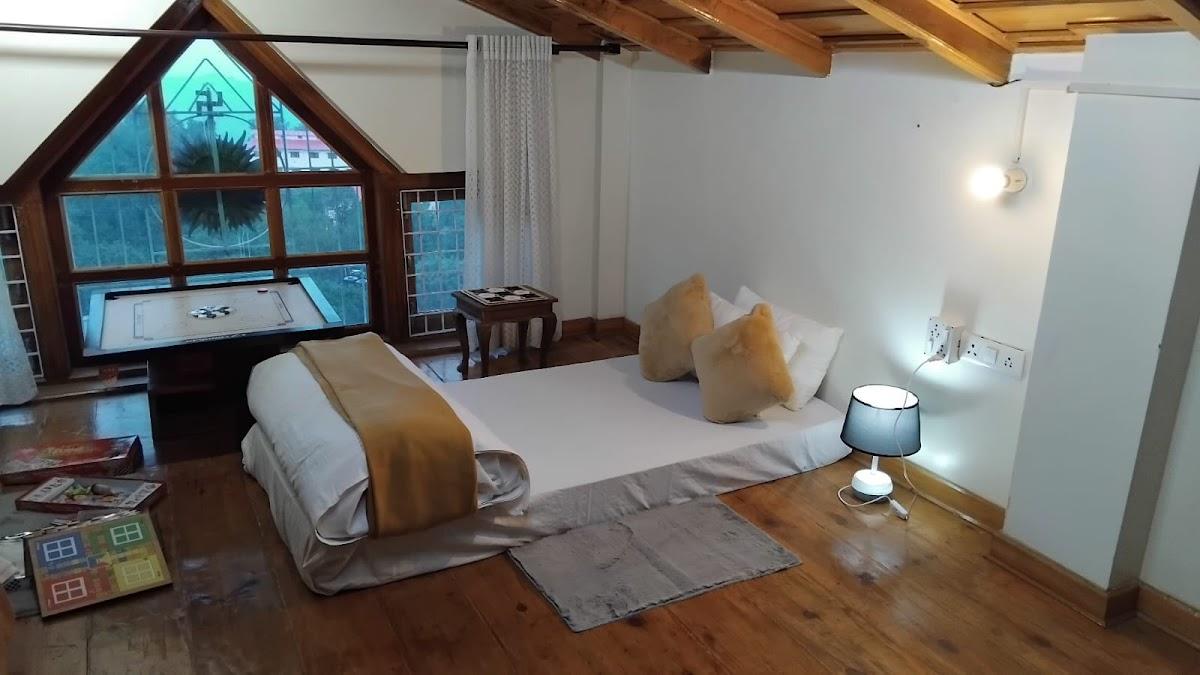 Woodpeak Lakeview Hotel- Nainital