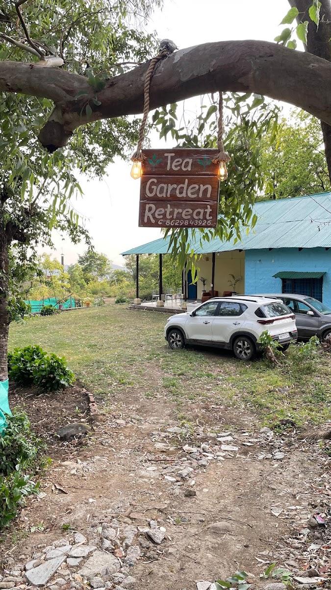 Tea Garden Retreat (Rooms & Cafe)