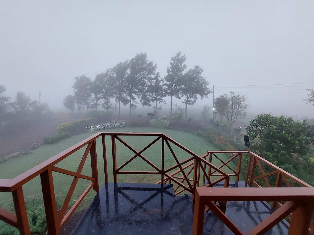 Lake View Holiday Villa- Near Sula Vineyards – photo 3