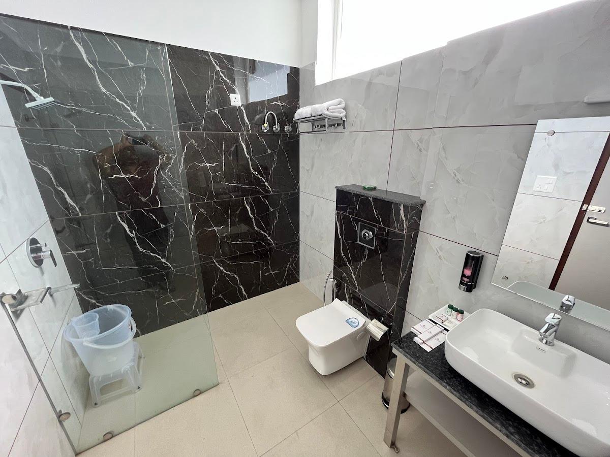 Click Collection The Abode – photo 2