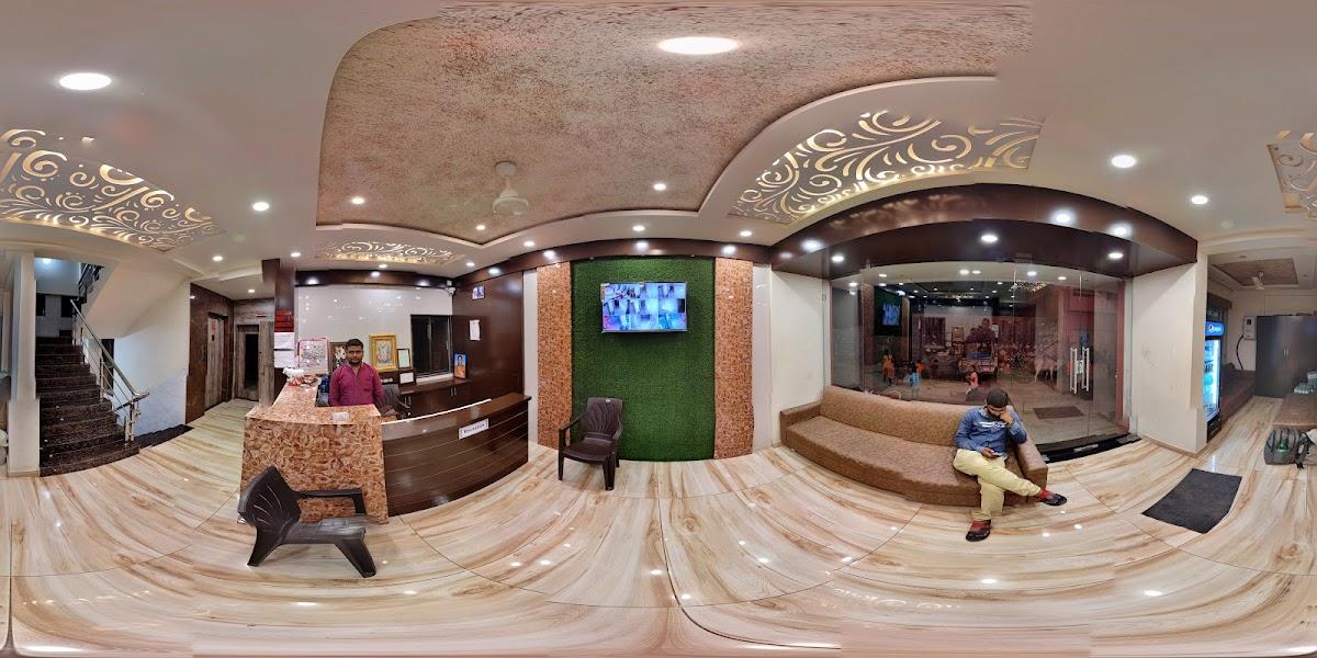 HOTEL DWARAWATI – photo 2